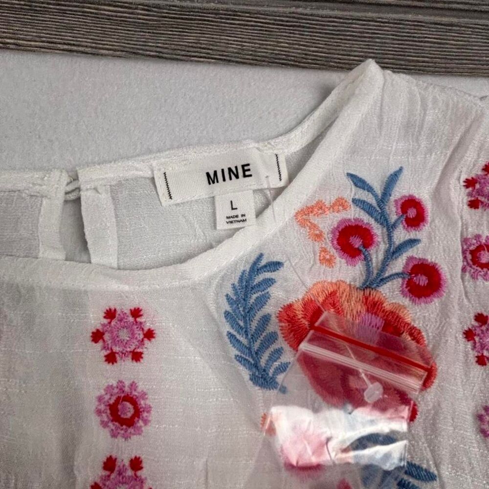 NWT MINE White Embroidered Floral Babydoll Dress Women’s L Boho Cottagecore - Picture 3 of 8